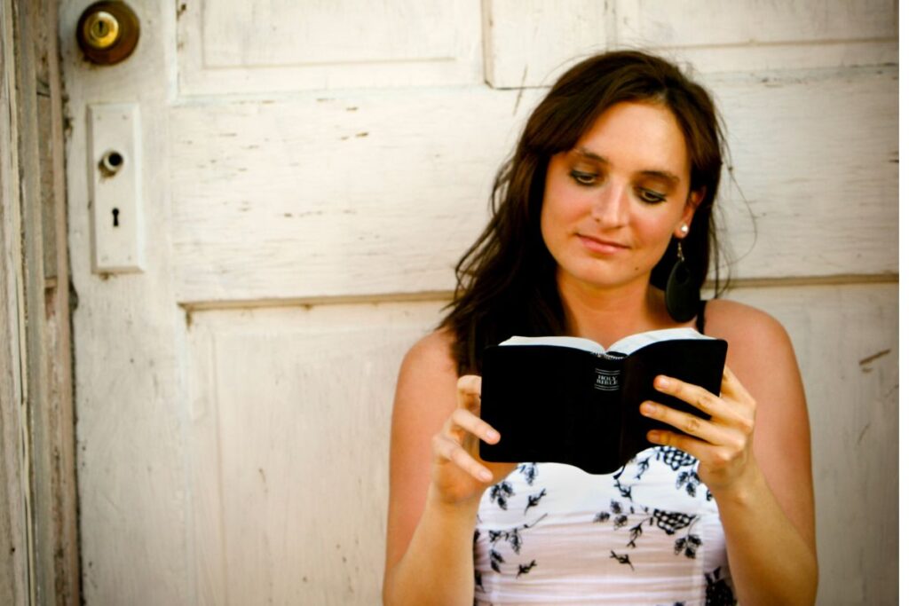 Quais são as 5 características de Rute que a tornou ancestral de Jesus?