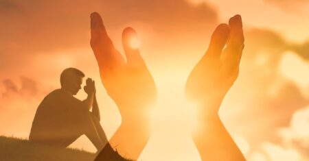 O Poder da Adoração na Oração: 13 Versículos Inspiradores