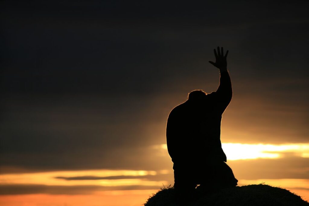 Versículos Bíblicos que Ilustram o Agir de Deus na História