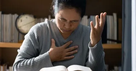 Adoração em Tempos de Dificuldade: 14 Versículos para Fortalecer sua Fé